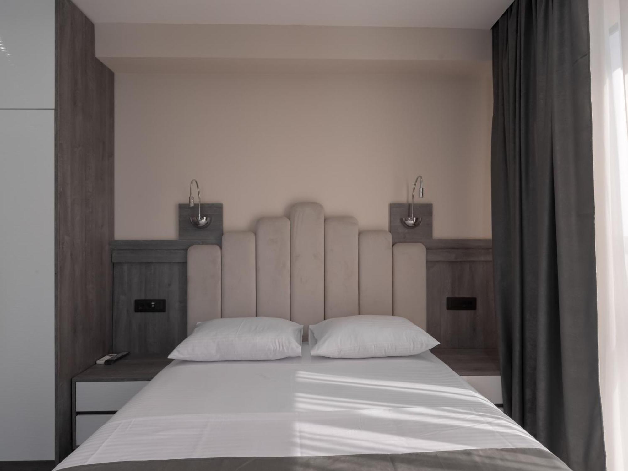 Hotel Diman 多布拉沃达 外观 照片